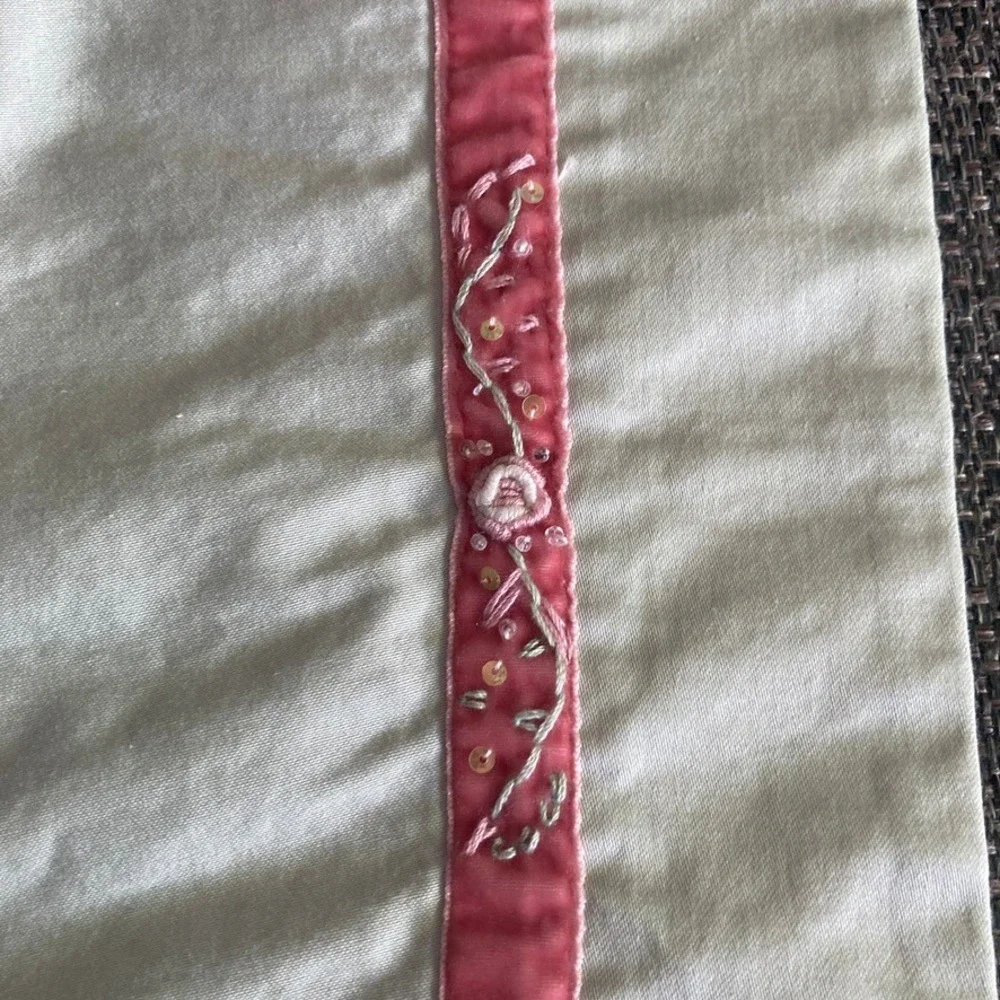Pier 1 Table Runner 14x69 Light Green Pink Embroider Ribbon Trim Country Cottage